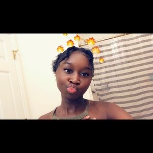 Meet your Posher, Aminata